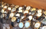 [Ảnh] Ngắm bộ sưu tập gần 400 chiếc đồng hồ cổ độc đáo ở Hà Nội