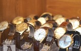 [Ảnh] Ngắm bộ sưu tập gần 400 chiếc đồng hồ cổ độc đáo ở Hà Nội