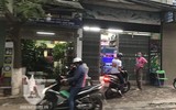 [Ảnh] Cửa hàng mở hé mua bán chui, bất chấp lệnh cấm còn 4 ngày