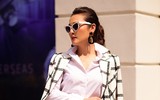 Ngỡ ngàng phong cách thời trang ấn tượng của BTV truyền hình Nhân dân