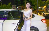 Hoa hậu Huỳnh Thúy Anh nổi bật giữa dàn người đẹp dự sự kiện