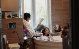 Host The Face Hữu Vi tình tứ cùng bạn gái Sơn Tùng M-TP