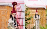 Hoa hậu Ngọc Diễm quyến rũ với trang phục truyền thống Mông Cổ