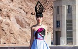 Ngỡ ngàng với show diễn thời trang trên đỉnh đập thủy điện