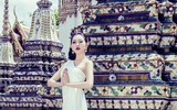 Hoa hậu Huỳnh Thúy Anh khoe vẻ đẹp quyền quý ở xứ sở chùa vàng