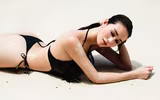 Khánh My diện bikini, khoe vóc dáng nóng bỏng