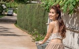 Hoa hậu Tường Linh khoe vẻ đẹp mong manh đầy quyến rũ