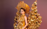 Bảo Ngọc mang 