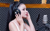Hoa hậu Janny Thủy Trần bật mí chuyện tình dĩ vãng trong single đầu tay