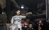 Ngỡ ngàng với bộ ảnh thời trang có một không hai của NTK Vũ Việt Hà
