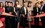 Ngỡ ngàng trước vẻ siêu đáng yêu của con trai Hoa hậu Diễm Hương