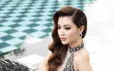 Nữ hoàng sắc đẹp Ngọc Duyên tái xuất, sang Nhật chấm thi nhan sắc