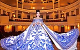 Hoa hậu Lê Thanh Thúy khoe nhan sắc kiêu sa trên thảm đỏ