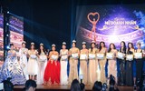 Hoa hậu Lê Thanh Thúy khoe nhan sắc kiêu sa trên thảm đỏ