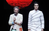 Quán quân Kim Dung, Á hậu Thanh Tú khoe dáng nuột nà tại Tuần lễ thời trang