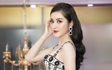 Huyền My khoe vai trần, Tiểu Vy diện váy xẻ táo bạo