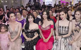 Huyền My khoe vai trần, Tiểu Vy diện váy xẻ táo bạo