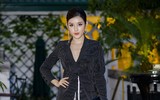Huyền My diện vets khoe vòng một táo bạo, sánh vai em trai dự sự kiện