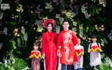 Hoa hậu Myanmar toả sáng trên sàn diễn với áo dài của Kenny Thái
