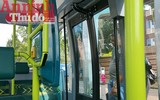 Thú vị khám phá loại xe bus không người lái đầu tiên trên thế giới (2)