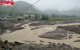 Mang hơi ấm tình người đến với đồng bào tâm lũ Mường La