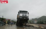 Mang hơi ấm tình người đến với đồng bào tâm lũ Mường La