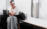 Những khoảnh khắc thú vị ở hậu trường sự kiện thời trang hàng đầu thế giới