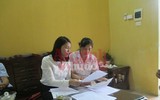 [ẢNH] Lấp lánh niềm vui ngày bé bị mẹ bỏ rơi được trở về với gia đình