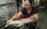 [ẢNH] Lý do Khaisilk không dùng lụa tơ tằm Việt Nam vì quá đắt?