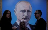 Triển lãm tranh... lạ: Siêu Putin!