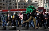 Binh sĩ Israel đối mặt với cơn cuồng nộ của người Palestine sau 