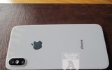 Vụ nữ học viên y tế lừa đảo, đánh tráo iPhone ở cổng viện: Chiếc iPhone giả giống thật cỡ nào?