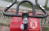 Xe đạp lọc nước ở hồ Hoàng Cầu 