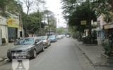 Đỗ ô tô kiểu... hồn nhiên dưới thông báo cấm đỗ, thì sao?...