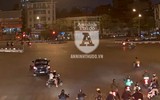 Ảnh hiện trường tan nát vụ xe máy bị ô tô bán tải kéo lê hàng trăm mét