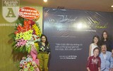 Xem vở kịch 