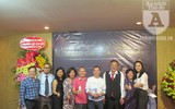 Xem vở kịch 