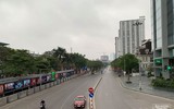 [ẢNH] Hà Nội lạ và đẹp trong ngày mồng 1 Tết