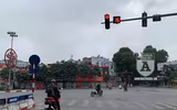 [ẢNH] Hà Nội lạ và đẹp trong ngày mồng 1 Tết