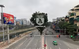 [ẢNH] Hà Nội lạ và đẹp trong ngày mồng 1 Tết