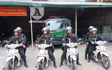 [ẢNH] Sát cánh cùng Cảnh sát Cơ động trong buổi tuần tra xử lý vi phạm về mũ bảo hiểm