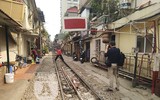 [ẢNH] CSGT Đường sắt tuần tra, tuyên truyền tại 
