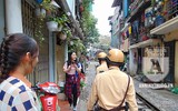[ẢNH] CSGT Đường sắt tuần tra, tuyên truyền tại 
