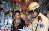 [ẢNH] CSGT Đường sắt tuần tra, tuyên truyền tại 