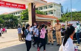 [ẢNH] Lực lượng công an nhiệt tình hỗ trợ các thí sinh, nhận được sự cảm tình ý nghĩa