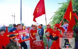 [ẢNH] Toàn cảnh xúc động đón mừng những người hùng của bóng đá Việt Nam