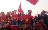 [ẢNH] Toàn cảnh xúc động đón mừng những người hùng của bóng đá Việt Nam