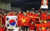 [ẢNH] Toàn cảnh xúc động đón mừng những người hùng của bóng đá Việt Nam