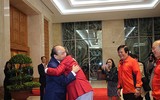 [ẢNH] Toàn cảnh xúc động đón mừng những người hùng của bóng đá Việt Nam