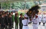 [ẢNH] Những khoảnh khắc nghẹn ngào tại lễ tang 3 liệt sĩ hy sinh tại Đồng Tâm